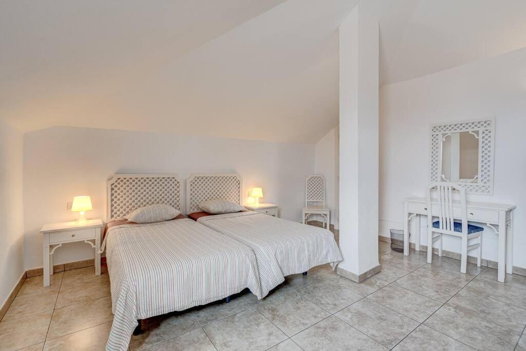 Royal Garden - 2 Bedroom Playa de las Americas  Exteriör bild